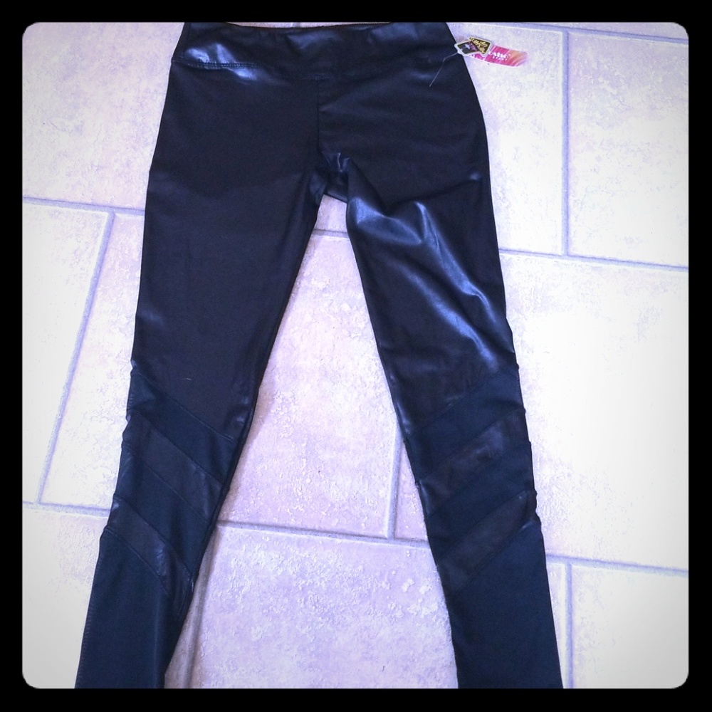 Leather and mesh leggings NWT XL